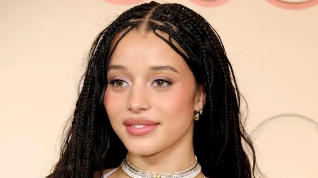 Lavender Eyes und Boho-Braids: Chase Infinitis Oscar-Look setzt Beauty-Trends für 2026